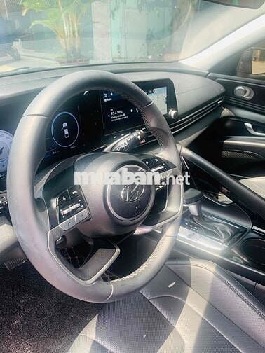 Hyundai Elantra 2022 2.0 AT Cao cấp - 55 km