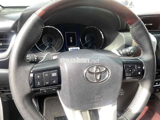 Toyota Fortuner 2019, máy xăng, 1 cầu, SRD