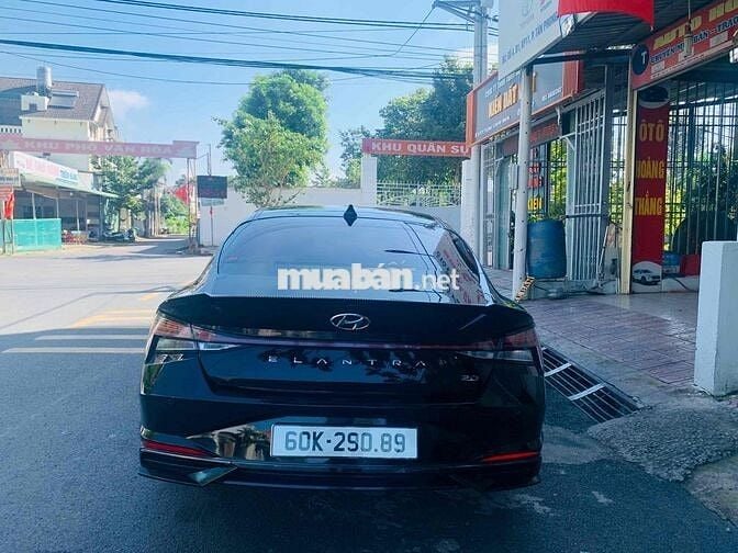 Hyundai Elantra 2022 2.0 AT Cao cấp - 55 km