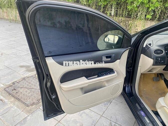 Ford Focus 2007 1.8 AT - 9800 km