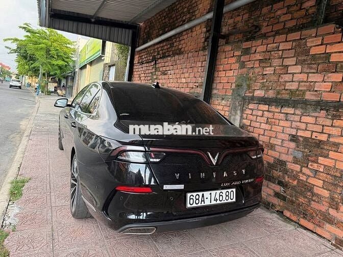 VinFast Lux A 2019 bản Premium