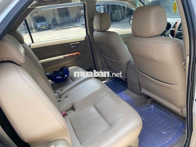 Toyota Fortuner 2009 2.7V AT