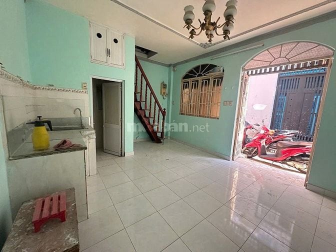 BÁN NHÀ CĂN GÓC NGUYỄN TRỌNG TUYỂN, P8, PHÚ NHUẬN CHỈ 3.7 TỶ