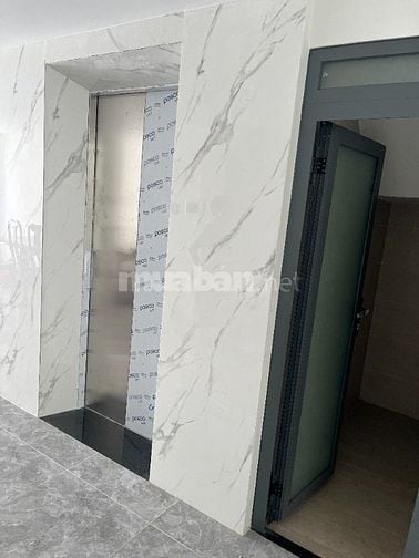 Cho thuê nhà mặt đường Trương Văn Bang , Quận 2 cũ 