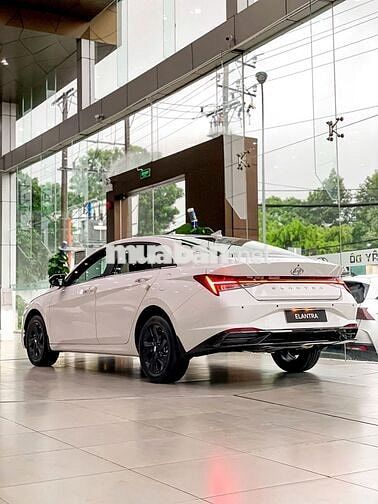 Hyundai Elantra 1.6AT Đặc Biệt – 140tr Nhận xe