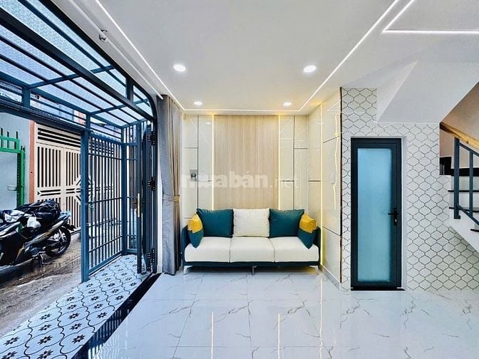 Nhà 2 Lầu đẹp Cao cấp hẻm 1 trục cách Mặt tiền Duy Tân 30m, P15, Q.PN