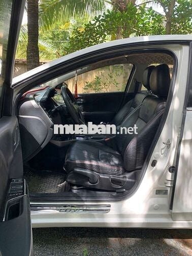 Honda City sản xuất 2016 1.5 AT - máy rin