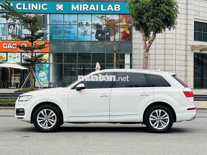 Audi Q7 2016 2.0 AT - 31000 miles zin