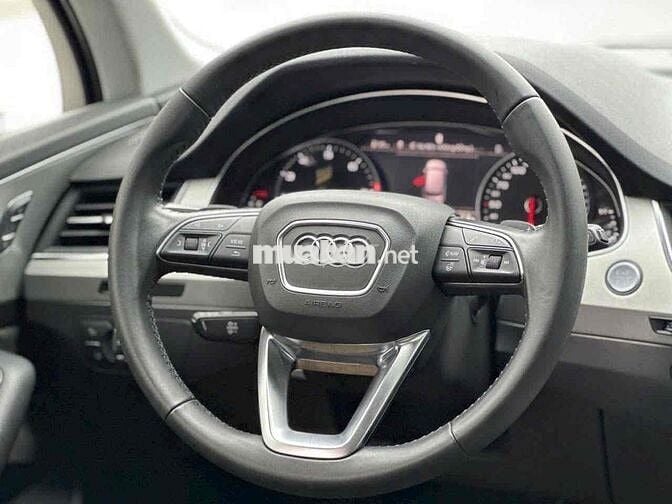 Audi Q7 2016 2.0 AT - 31000 miles zin