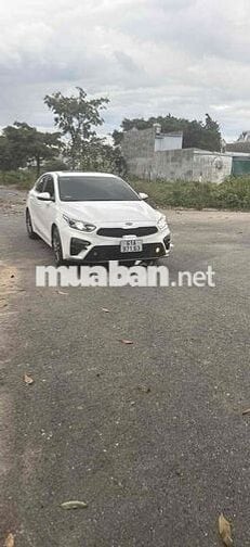 Kia Cerato 2021 2.0 AT PREMIUM - 66000 km