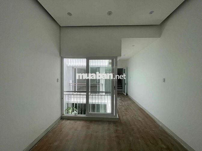 Cho thuê Nhà đẹp 3.5 Tầng Mặt Tiền Xuân Thuỷ , Hải Châu