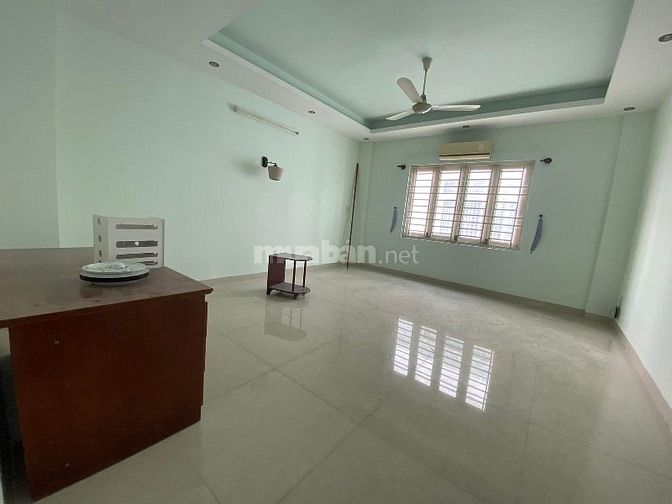 Cho nhà đường số 5, Bình Tân khu Ao sen Tên Lửa, 20tr, 5x20m, 3.5 tấm