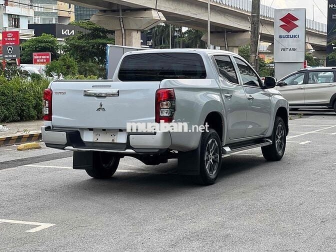 Mitsubishi Triton 2021 4x2 AT Mivec - 68000 km