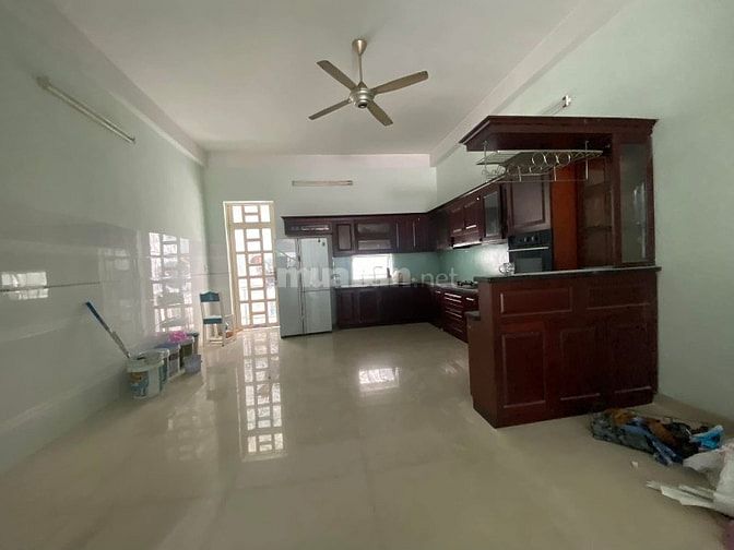 Cho nhà đường số 5, Bình Tân khu Ao sen Tên Lửa, 20tr, 5x20m, 3.5 tấm