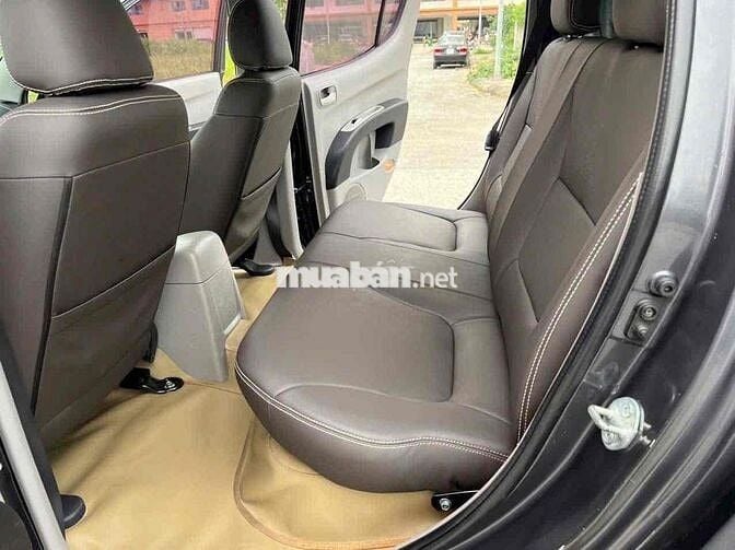 Mitsubishi Triton 2013 GLX 2.5 MT 4x2 - 180000 km