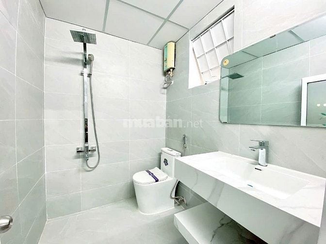 Chung Cư Lê Hồng Phong Quận 10 rộng 80m2 2PN 1WC giá 8,5tr/th