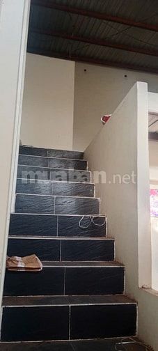 Bán nhà riêng 111m2, có tầng lửng tại Đức Hòa, Tây Ninh (Long An)