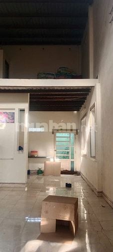 Bán nhà riêng 111m2, có tầng lửng tại Đức Hòa, Tây Ninh (Long An)
