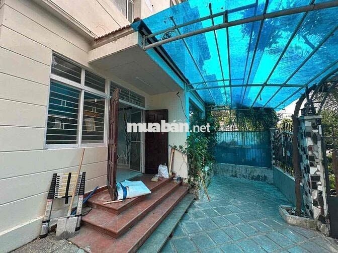 Cho Thuê Biệt Thự Mỹ Hào, Phú Mỹ Hưng, Trệt 2 Lầu, 65 Triệu/ Thàng
