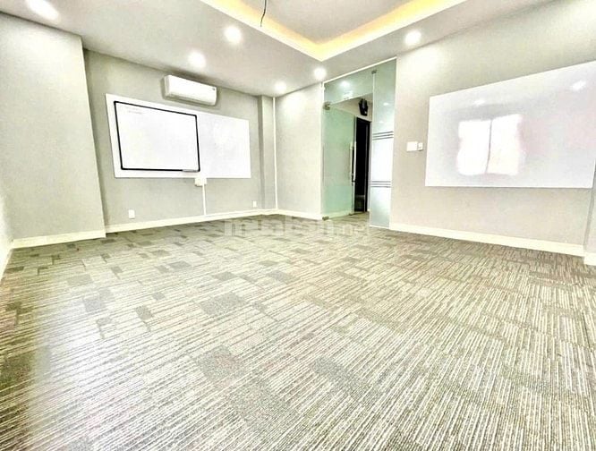 CHO THUÊ GẤP NHÀ 2 MẶT TIỀN - NGANG 6M, 1 TRỆT 3 LẦU, SÂN THƯỢNG