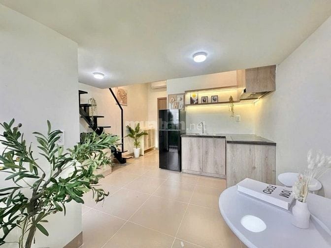CĂN HỘ DUPLEX CỬA SỔ BALCONY THANG MÁY NGAY EMART PHAN VĂN TRỊ GÒ VẤP