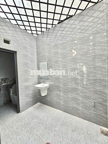 (Full nội thất) Nhà 3 lầu 4 phòng Đường 26/3 Giáp Tân Phú