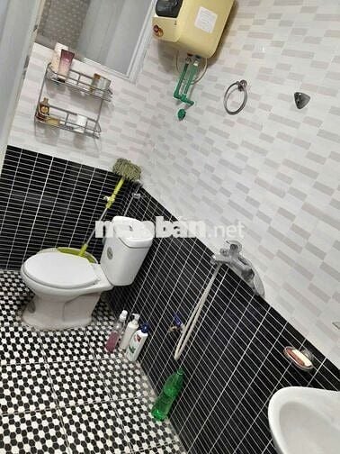 Cho thuê nhà ngõ 211 Bát Khối - 10m ra oto dừng đỗ - full đồ nhà mới