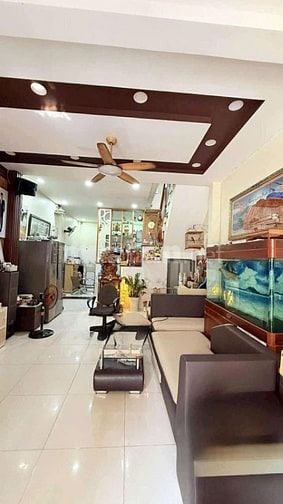 GIẢM THÊM 300 TRIỆU GIÁ 4TỶ7 CĂN HÒA HẢO TT QUẬN 10 TRỤC ĐƯỜNG CHÍNH 