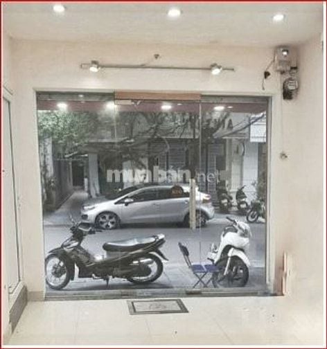 Cho thuê cửa hàng DT 20 m2, tại 13 ngõ Bà Triệu