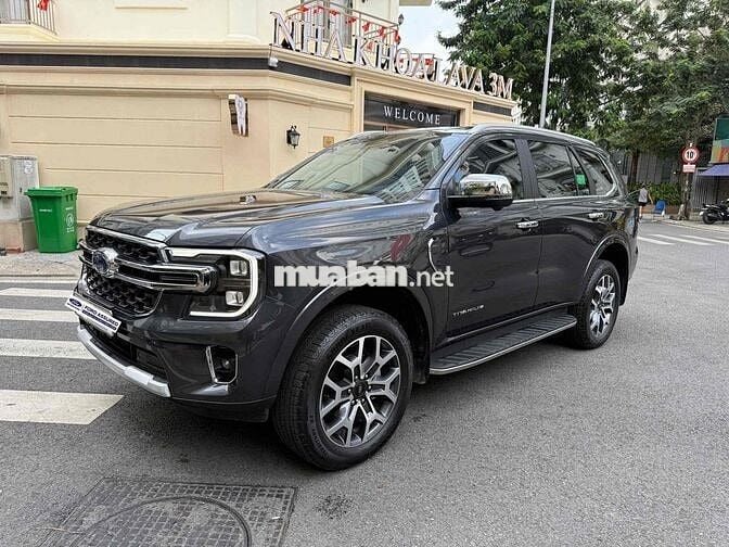 Everest Titanium 4x4 2025 odo 700km