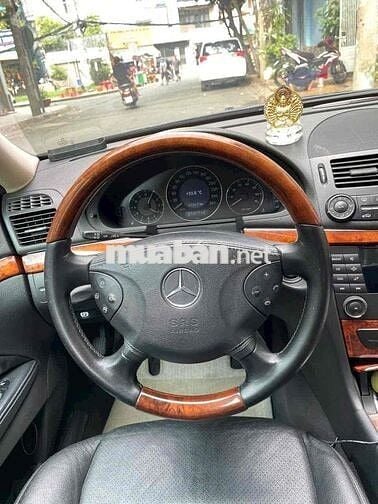 Mercedes Benz E Class 2006 E350 - 100000 km
