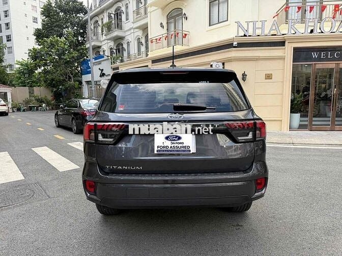 Everest Titanium 4x4 2025 odo 700km