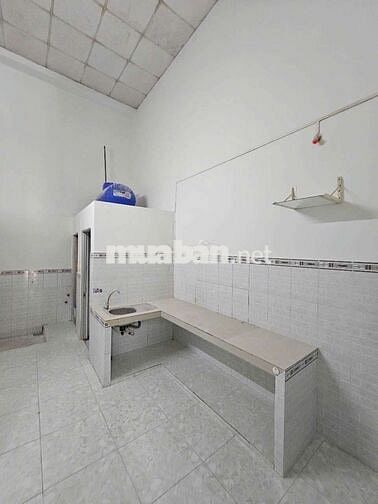 Cho thuê nhà nguyên căn có lầu