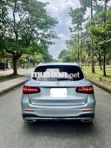 Mercedes Benz GLC 300 4Matic 2016 - chỉ 799tr