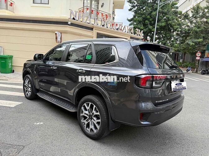 Everest Titanium 4x4 2025 odo 700km