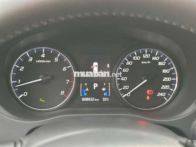 Mitsubishi Outlander 2020 2.0 CVT Premium  9000 km