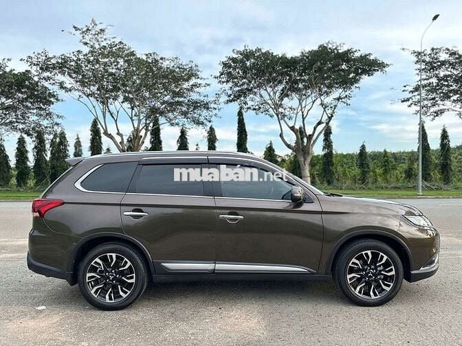 Mitsubishi Outlander 2020 2.0 CVT Premium  9000 km