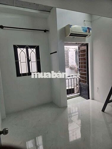 Nhà 4x4m lầu lửng 1pn  co gac.1wc Lê Đức Thọ P13 GV