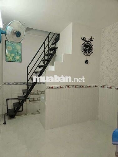 Nhà 4x4m lầu lửng 1pn  co gac.1wc Lê Đức Thọ P13 GV
