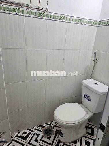 Nhà 4x4m lầu lửng 1pn  co gac.1wc Lê Đức Thọ P13 GV