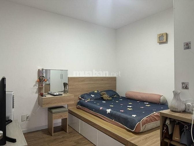 Căn hộ 86m2, 2p ngủ, 2wc,Full Nt, C/c Bàu Cát, p10, Tân Bình chỉ 11tr/