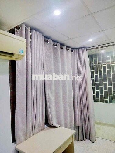 Nhà nguyên căn. 2PN.2WC. Trần Hưng Đạo. Q.1