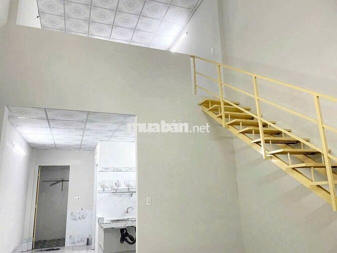 Nhà Mới 4x13m Gần Siêu Thị CooMart Trung Chánh Giá 5.5tr/th