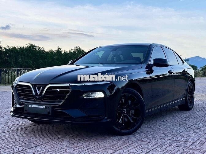 VinFast Lux A2.0 2019 2.0 AT - 32000 km