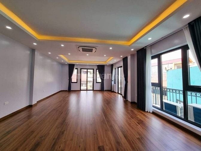 Bán toà VP 8T lô góc, bán hầm thông sàn, thang máy , ô tô tránh KD