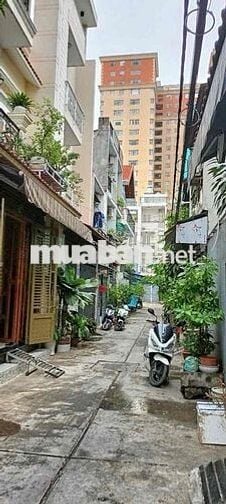 Nhà LÊ VĂN QUỚI [5,5x9 - 3lầu, 5pn, 4toilet] Nội Thất đầy đủ