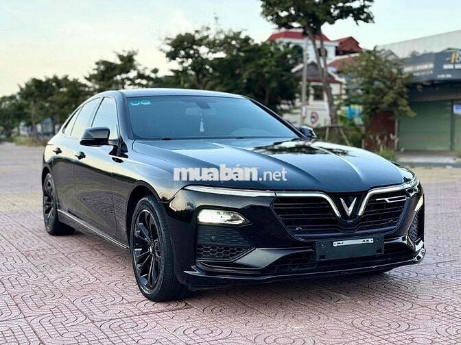 VinFast Lux A2.0 2019 2.0 AT - 32000 km