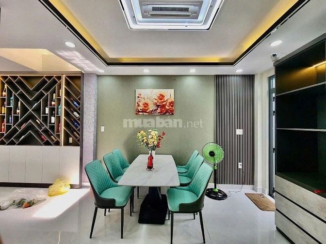 Bán nhà Hoàng Hoa Thám, Tân Bình, Giá: 2 tỷ 350 / 55m2, sổ hồng riêng