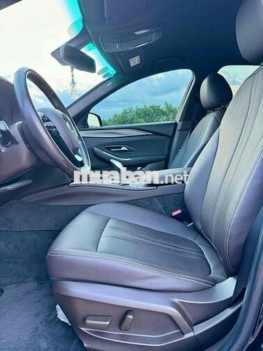 VinFast Lux A2.0 2019 2.0 AT - 32000 km