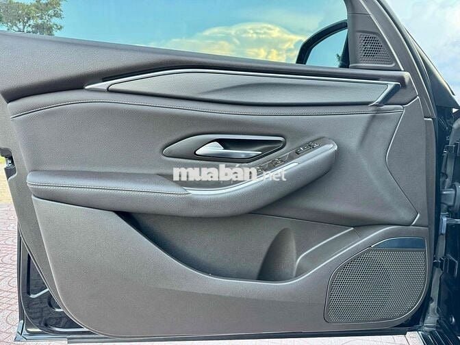 VinFast Lux A2.0 2019 2.0 AT - 32000 km